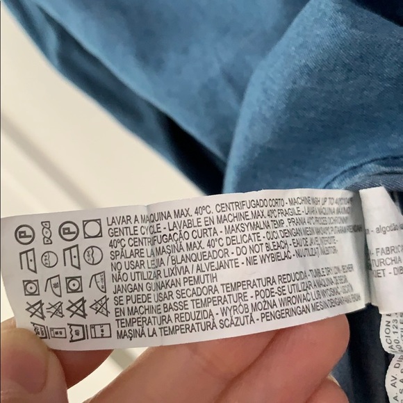 Zara • Men’s Denim-like Slim Shirt - Picture 4 of 4